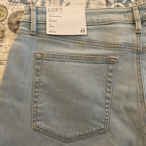 NWT Loft "The Girlfriend" mid rise curvy fit regular inseam jeans, size 33/16 - Picture 8 of 9